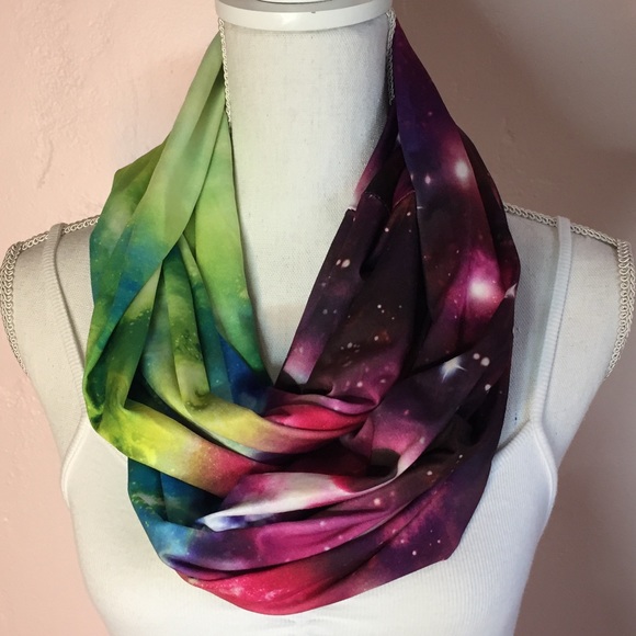 Accessories - Pretty Galaxy Scarf
